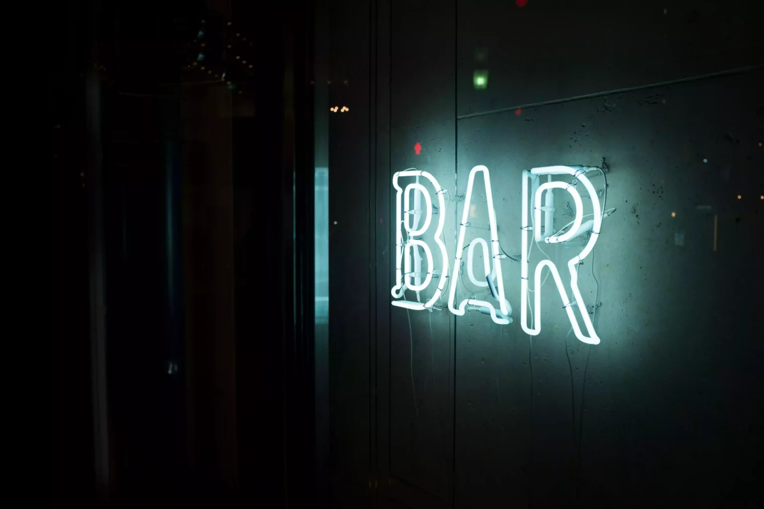 bar-min